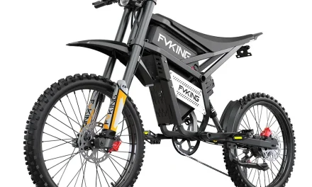 FVKING E6 elektromos dirt bike teszt: Két akkuval és 2000W-os motorral megéri az árát?